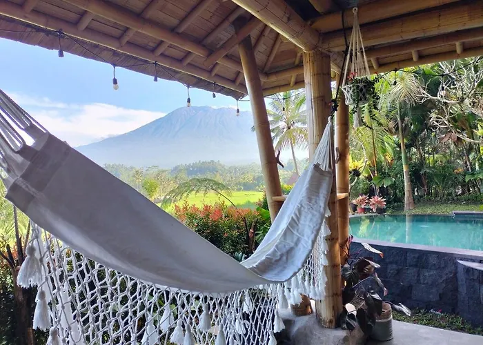 Villa Luxury Nyan Bamboo House Sidemen *